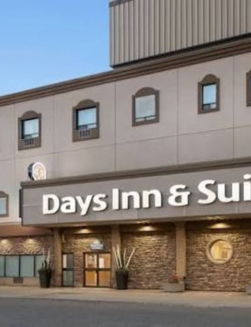 Days Inn & Suites Sault Ste. Marie